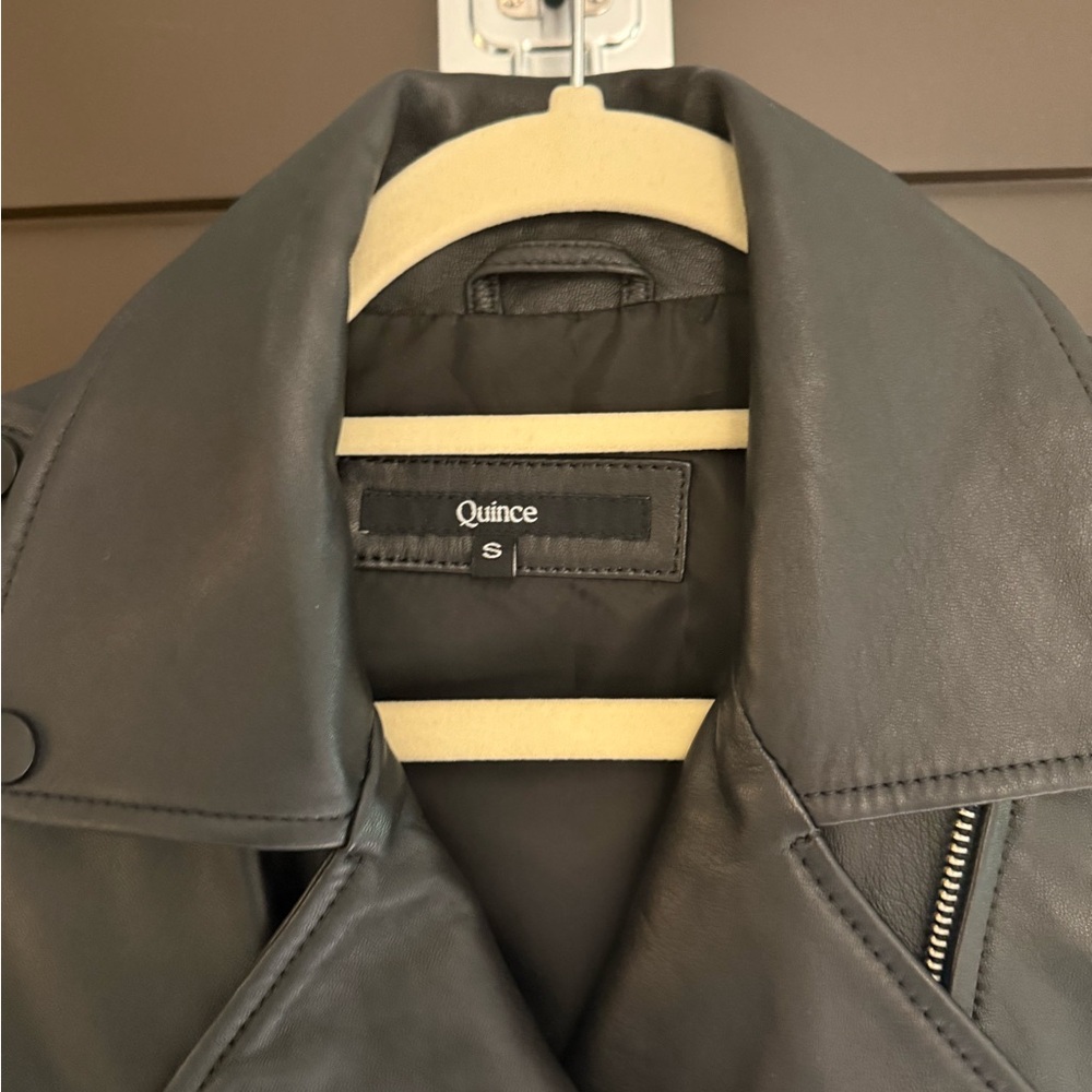 Quince 100% Leather motorcycle jacket - Picture 3 of 13